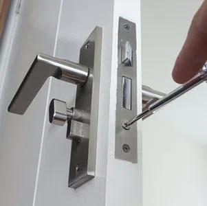 Father Son Locksmith Store Spring, TX 281-972-0181 - lock-opening